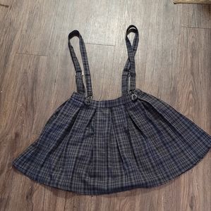 Hot topic gray plaid pleated school girl skirt with adjustable  suspenders